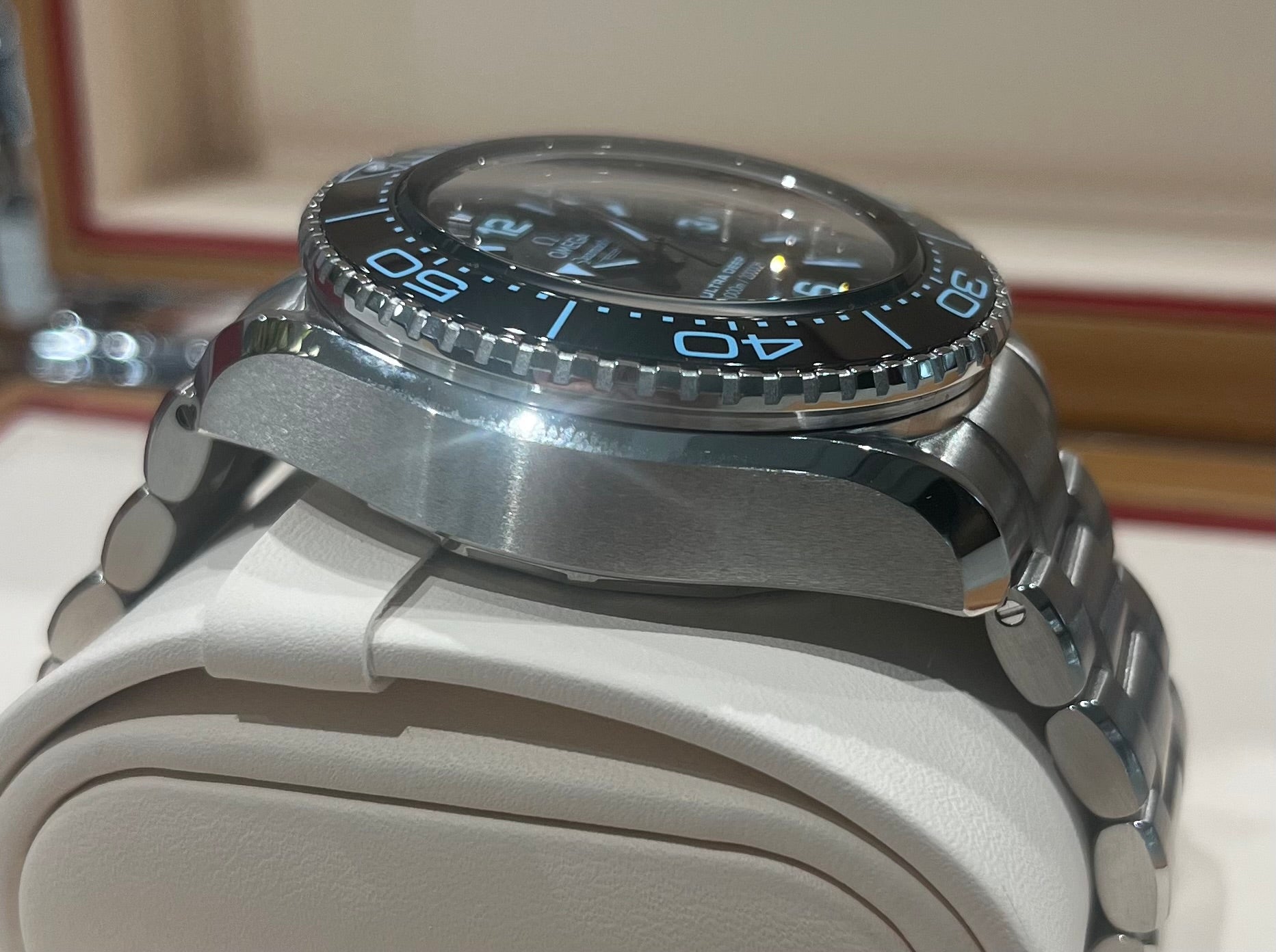 OMEGA Seamaster Planet Ocean Ultra Deep