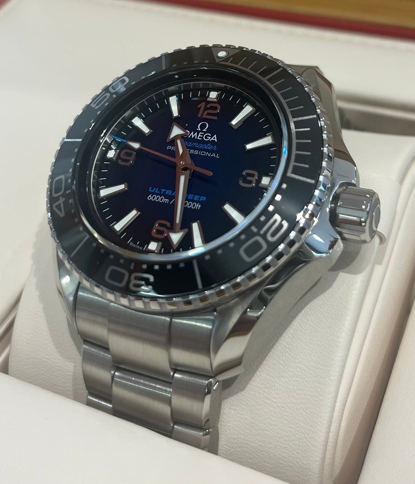 OMEGA Seamaster Planet Ocean Ultra Deep