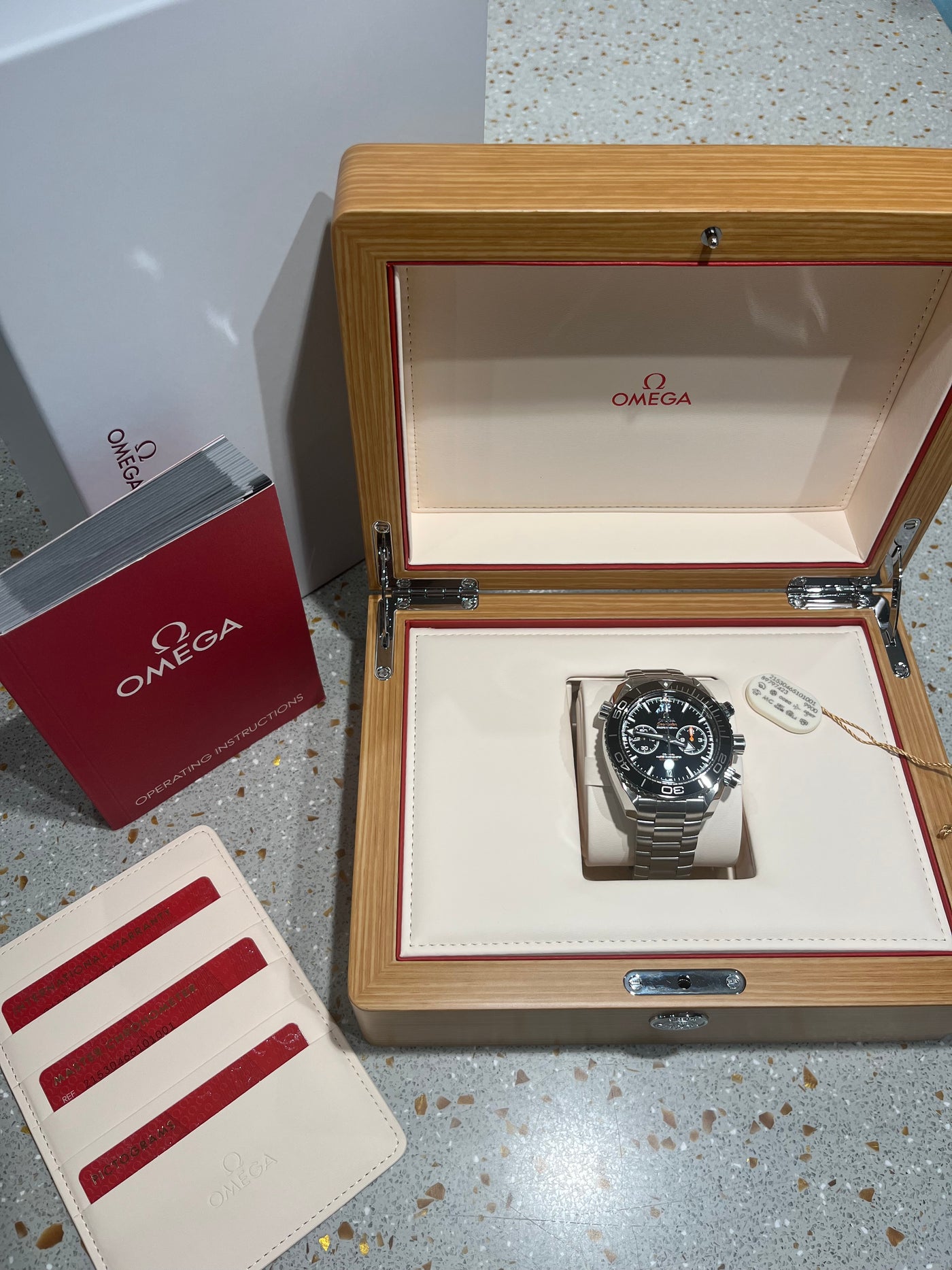 OMEGA Seamaster Planet Ocean Chronograph