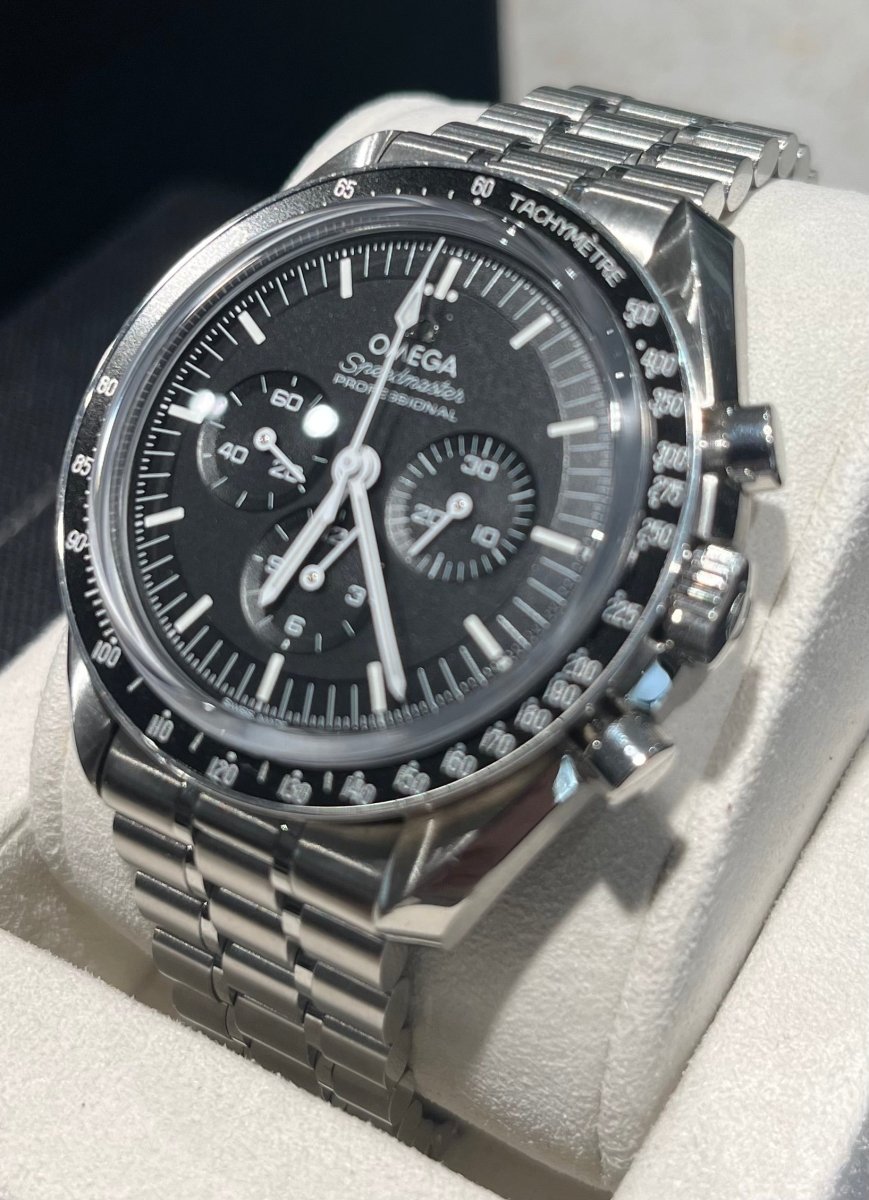 OMEGA Speedmaster Professional Moonwatch - Tustains Jewellers