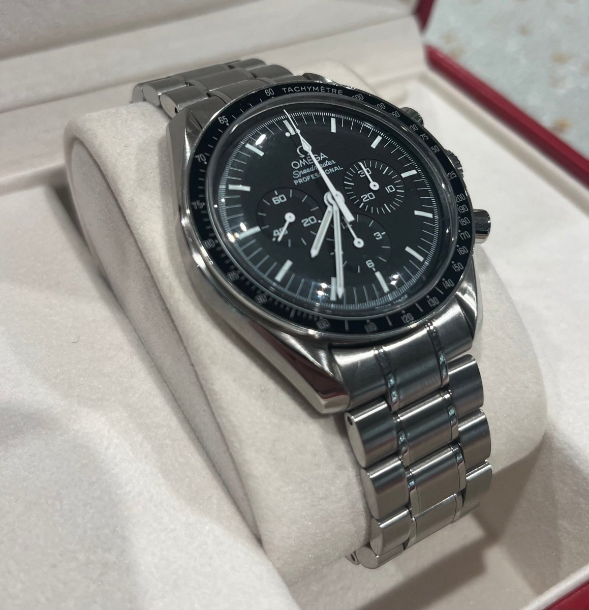 OMEGA Speedmaster Professional Moonwatch - Tustains Jewellers