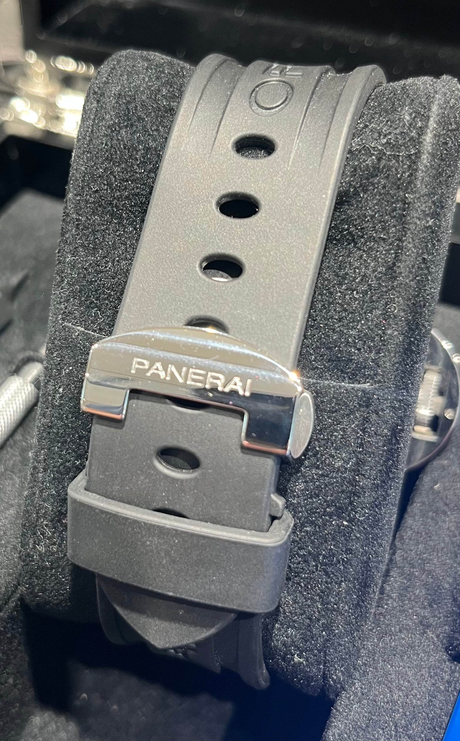 PANERAI Luminor Marina 44mm PAM00104