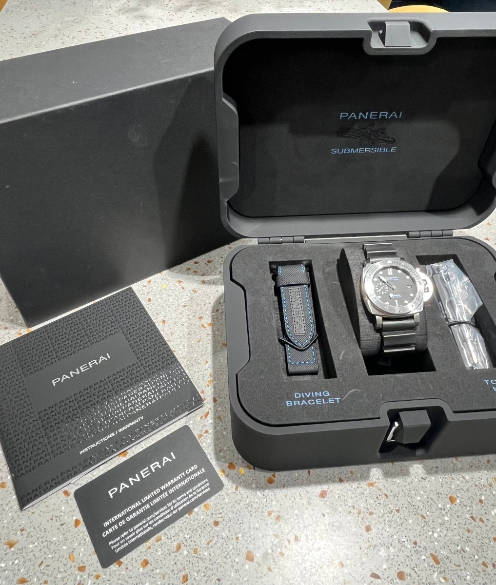 Panerai submersible box sale