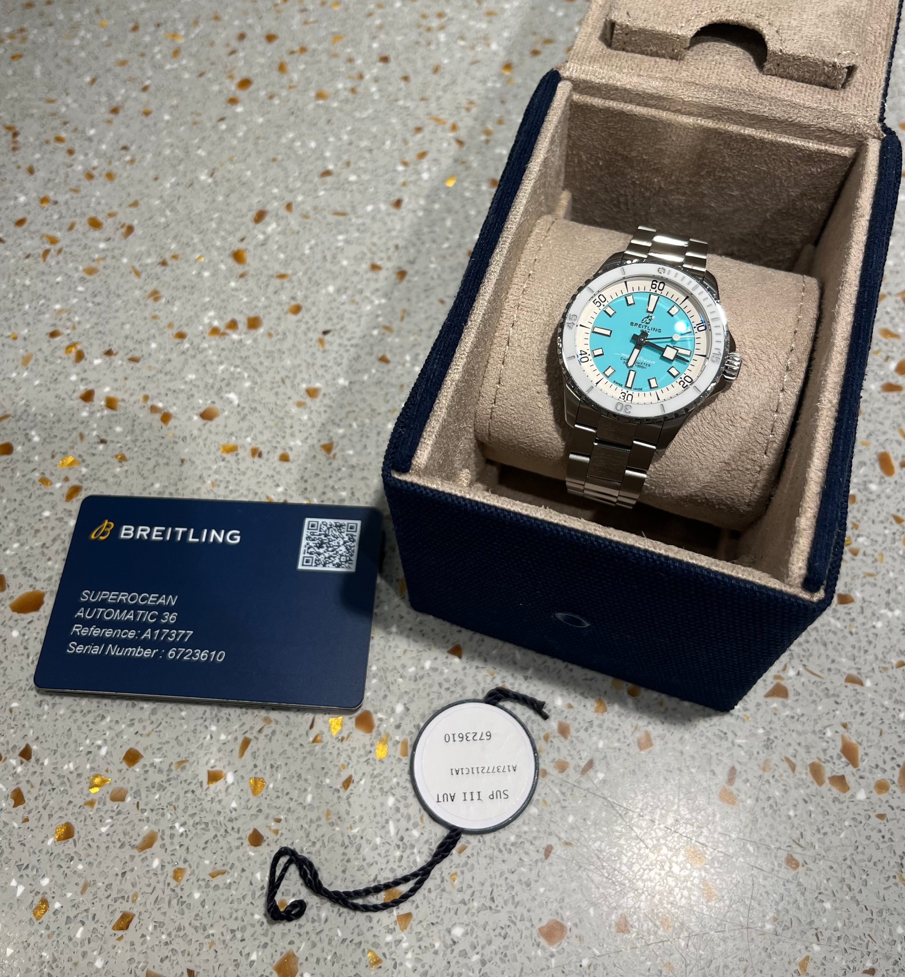 BREITLING Superocean 36