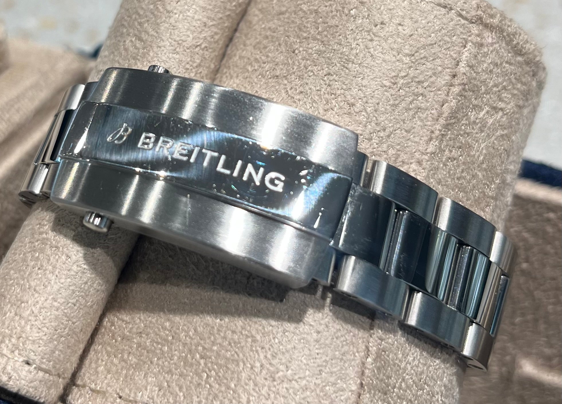 BREITLING Superocean 36
