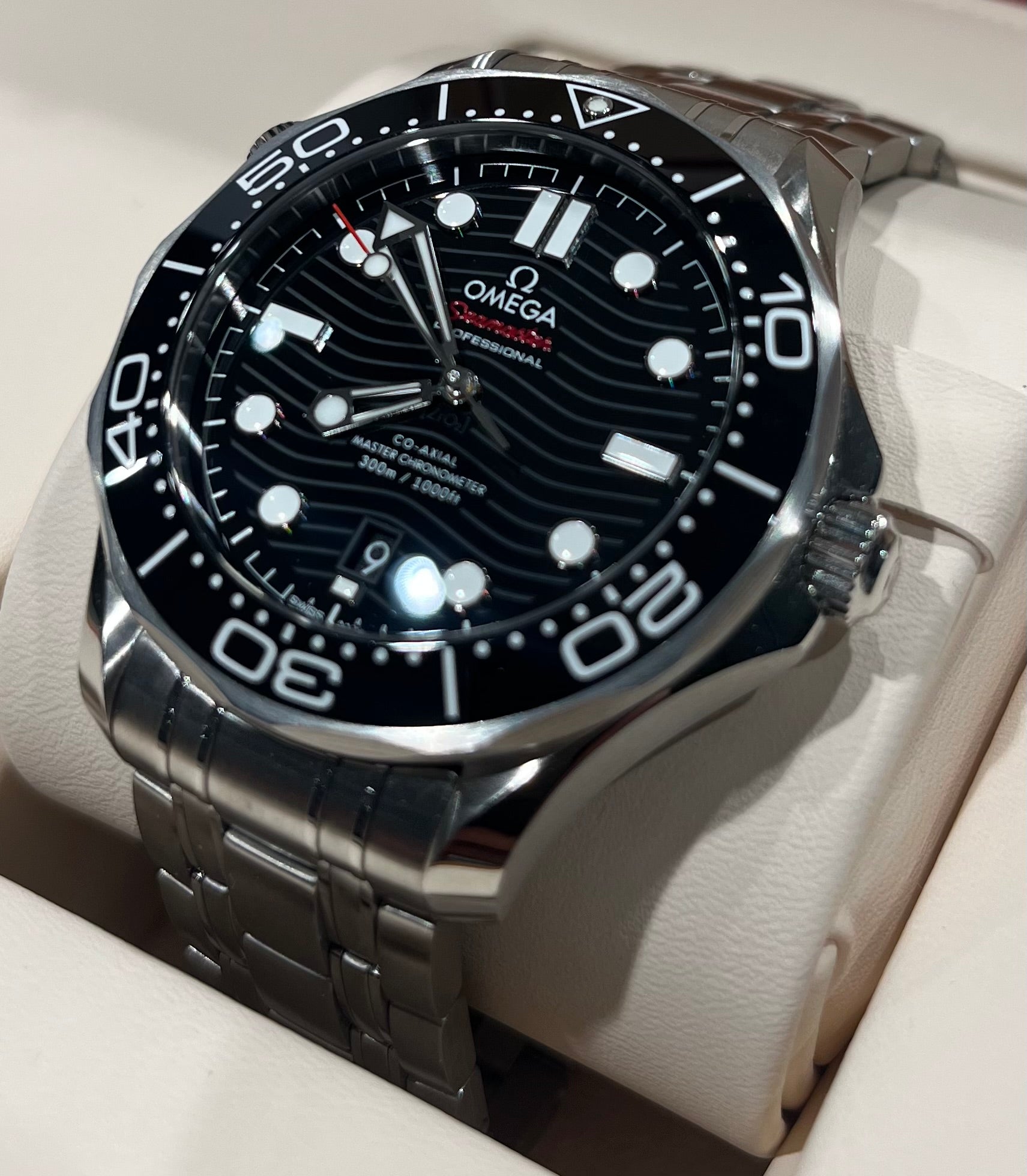 OMEGA Seamaster Diver 300m