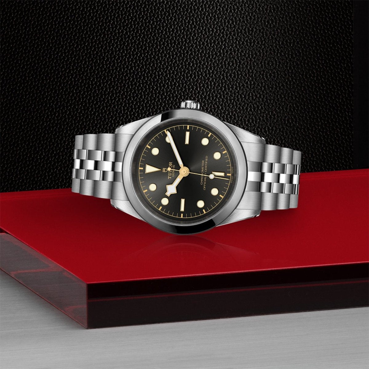 TUDOR - Black Bay 41 - Tustains Jewellers