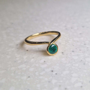 Yellow Gold Rubover Set Emerald Ring - Tustains Jewellers