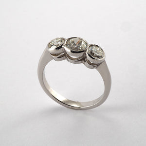 Vintage 3 Stone Collet Set Diamond Ring