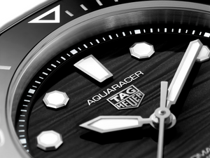 Tag Heuer - Aquaracer Professional 300 on Stainless Steel Bracelet